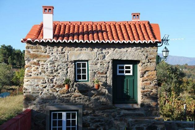 Tolles Haus für 2 Pers. mit Garten und Terrasse in Souto da Casa