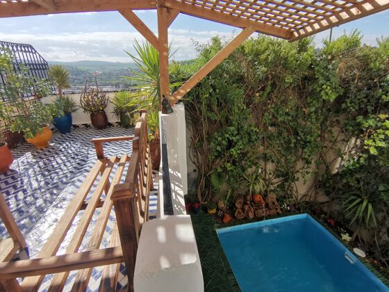 Spacious appartement for 6 ppl. with garden and terrace at Fes