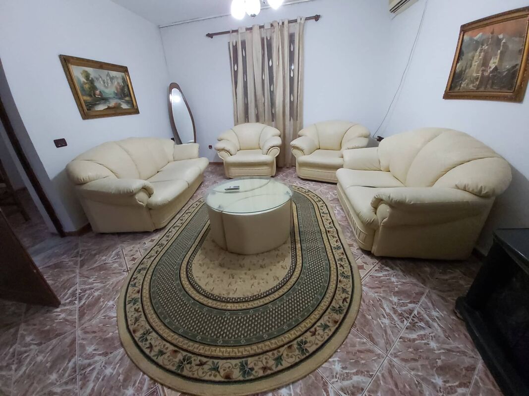 Sala de estar Casa Distrito de Berat