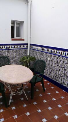 Spacious appartement for 6 ppl. with jacuzzi at Sevilla