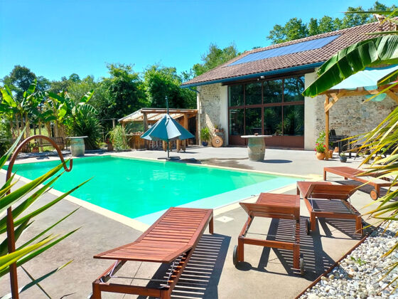 Grande villa pour 19 pers. avec piscine à Saint-Jean-de-Marsacq