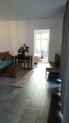House 5 km away from the beach for 3 ppl. with terrace at Aytré