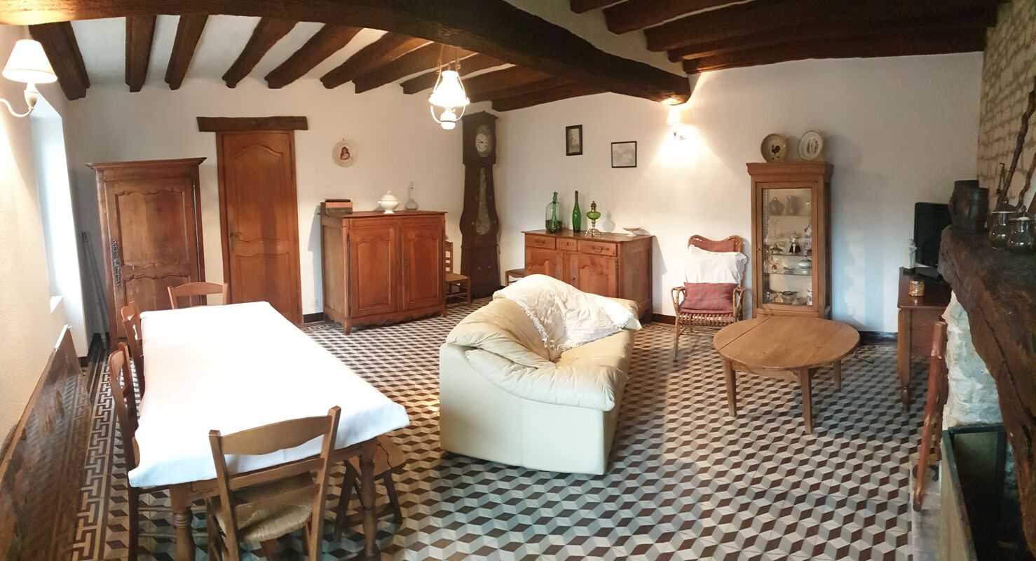 Dining room House Les Trois-Moutiers