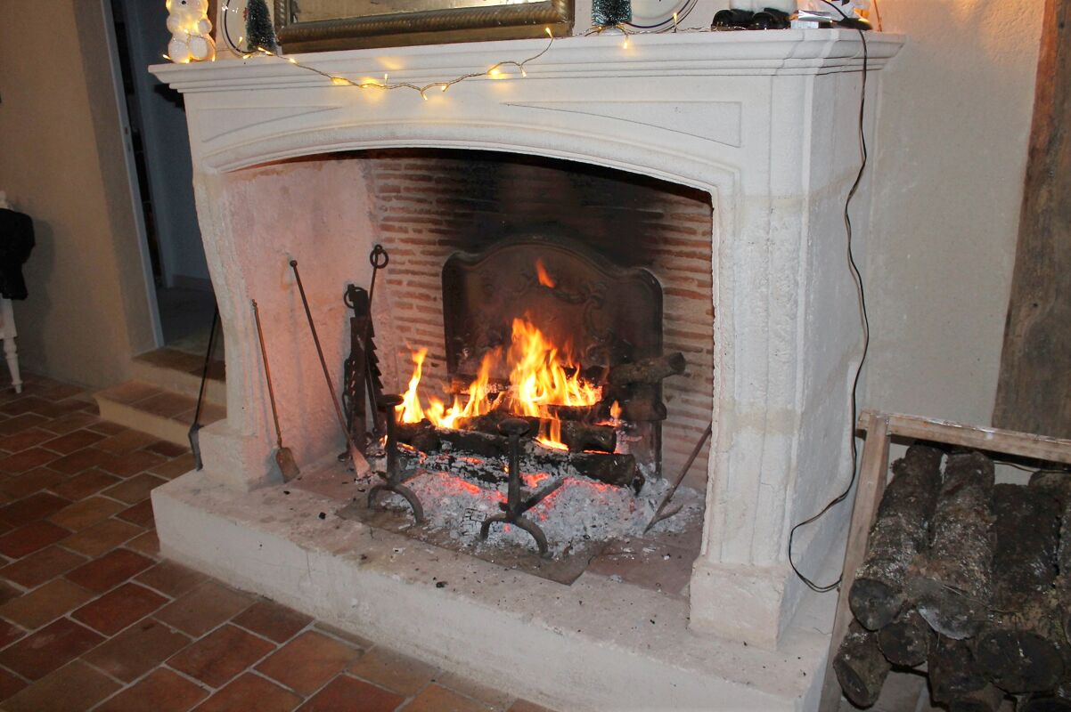 Indoor Fireplace House Thénac