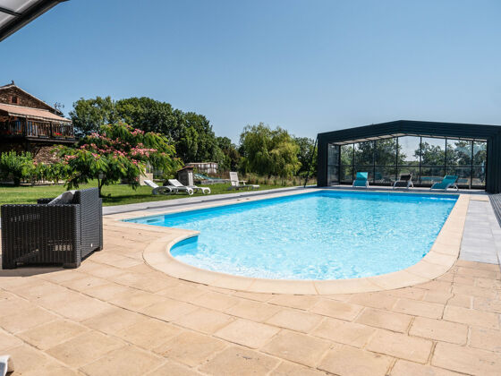 Maison pour 6 pers. avec piscine partagée et terrasse à Andouque