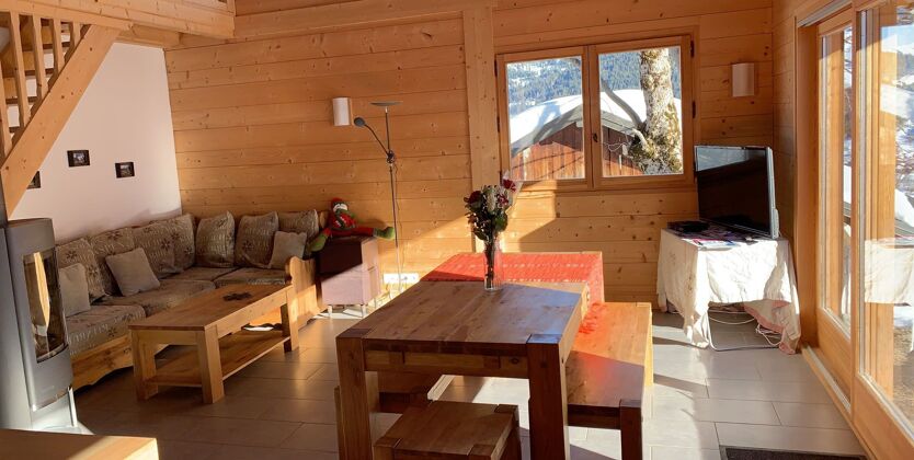 Chalet 7 km away from the slopes for 8 ppl. at Les Avanchers-Valmorel
