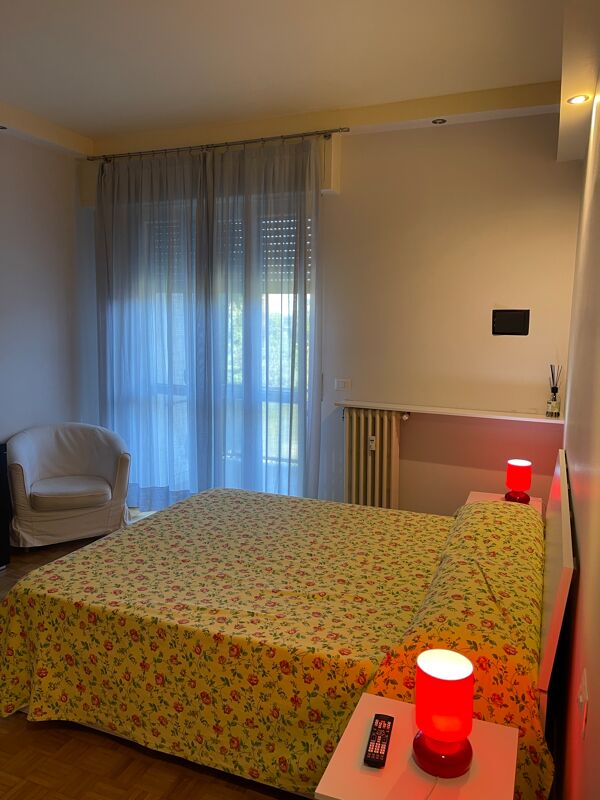 Camera da letto Appartamento Monza
