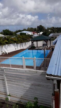 Joli bungalow à 4 km de la plage pour 2 pers. avec piscine partagée