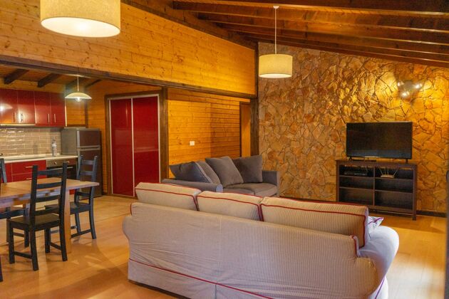 Chalet for 6 ppl. with shared pool at Branca - Albergaria-a-Velha