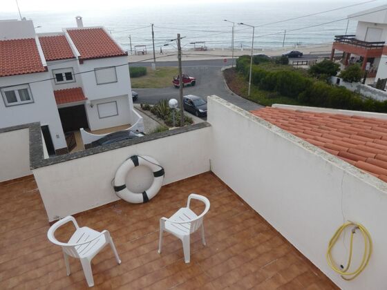 50 m vom Strand entfernt! Tolles Haus für 10 Pers. in A dos Cunhados