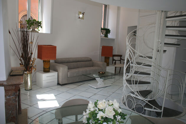 Beautiful appartement for 7 ppl. at Roma