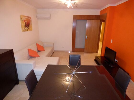 Amazing appartement 1 km away from the beach for 4 ppl. at Portimão