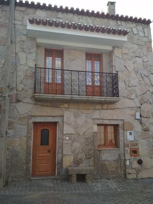 Geräumiges Haus für 5 Pers. mit Terrasse in Zebreira