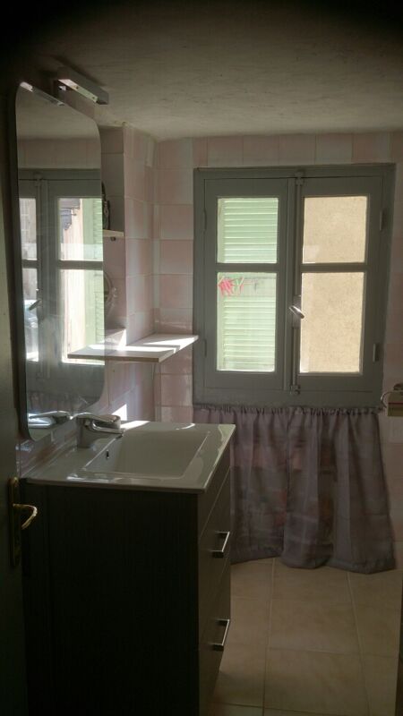 Salle de bains Appartement Santa-Reparata-Di-Balagna