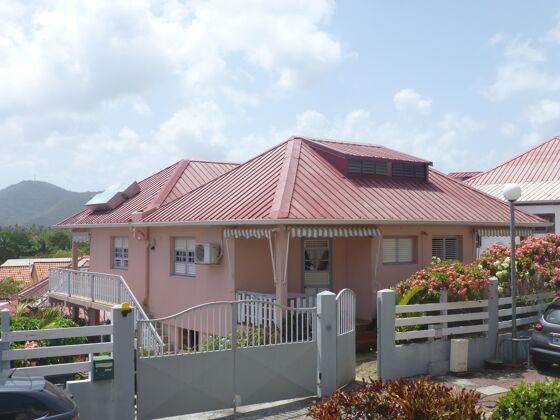 Appartement 400 m away from the beach for 2 ppl. at Sainte Anne