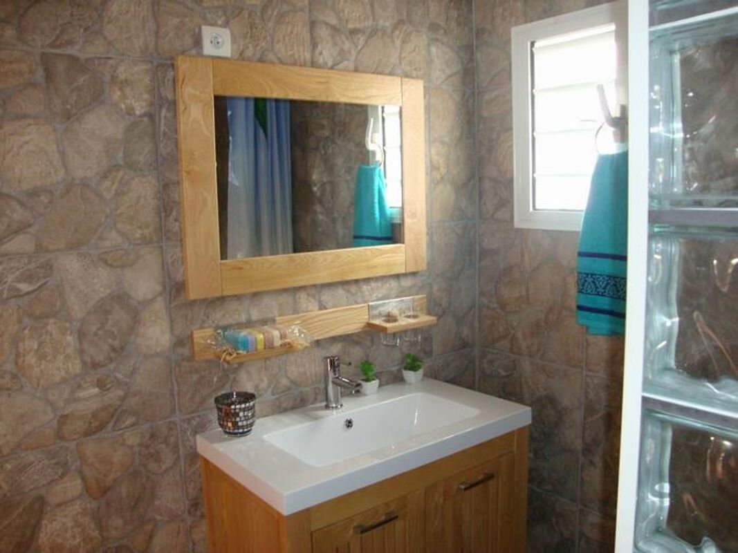 Bathroom House Plateau-Caillou