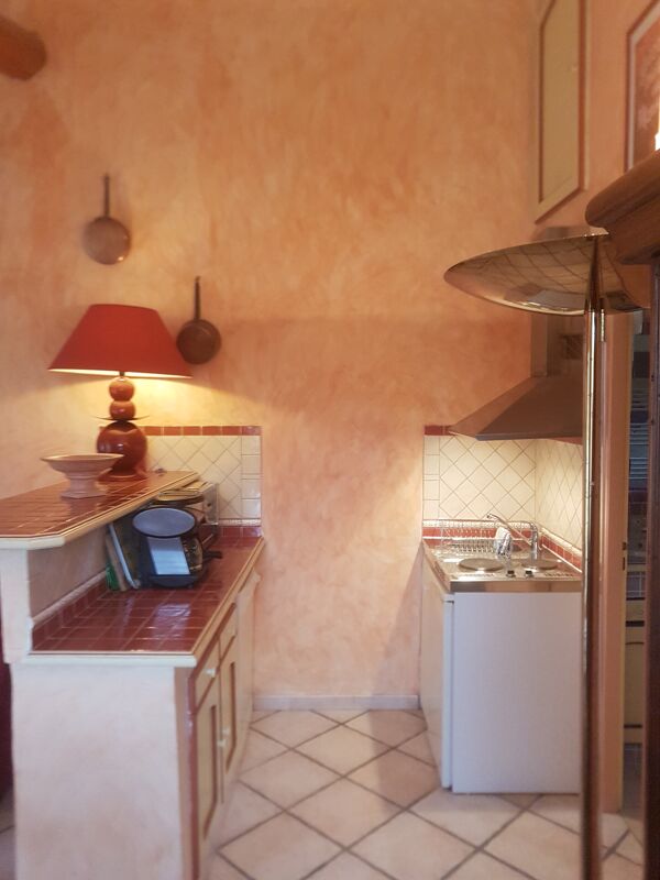 Kitchen Apartment Forcalquier