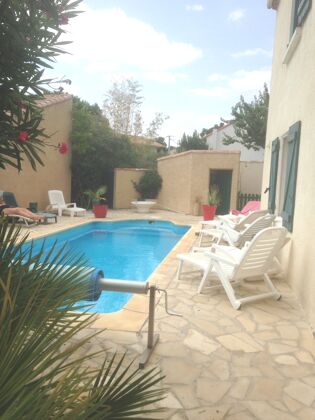 Villa 3 km away from the beach for 9 ppl. with swimming-pool at Vias