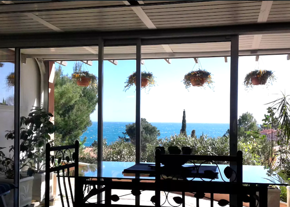 Studio 400 m away from the beach for 3 ppl. with sea view at Collioure