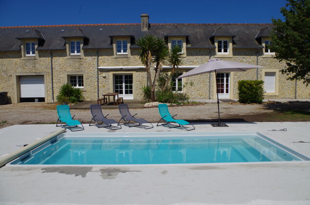 Villa à 3 km de la plage pour 8 pers. avec piscine, jardin et terrasse