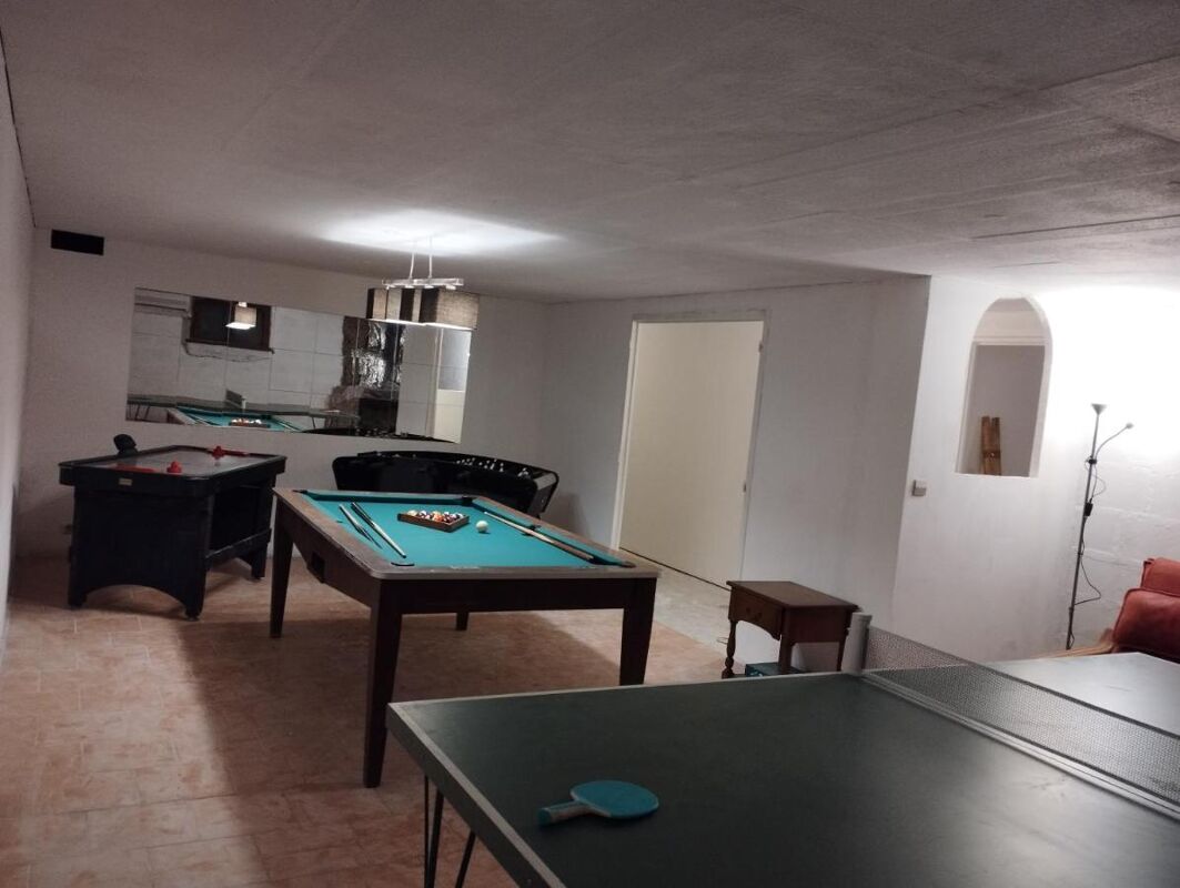 Ping-pong Villa Briare