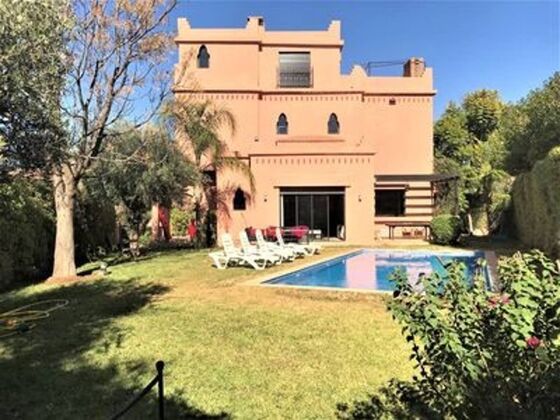 Villa for 13 ppl. with swimming-pool and garden at Marrakech, Annakhil
