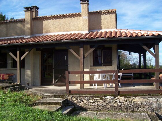 Maison pour 3 pers. avec terrasse et balcon à Puy-l'Évêque