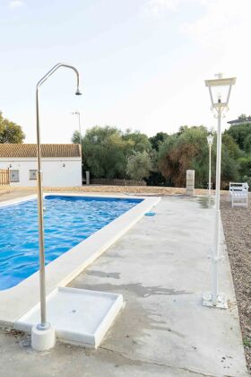 Chalet for 8 ppl. with swimming-pool and terrace at Almodovar del rio