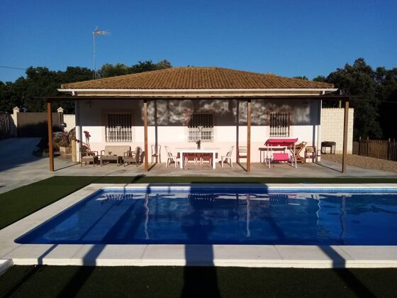 Grande chalet per 9 pers. con piscina e terrazza a Córdoba