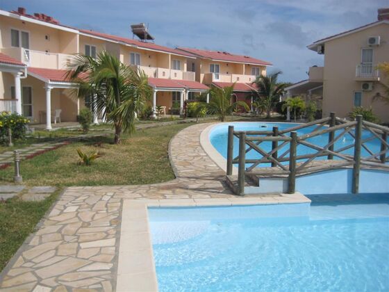 House for 6 ppl. with shared pool, sea view and garden at Grand Gaube