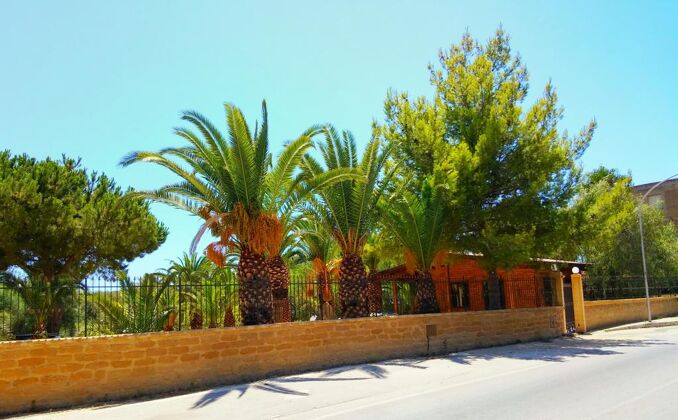 Nice appartement 800 m away from the beach for 4 ppl. at Villaseta
