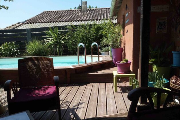 House for 2 ppl. with shared pool and jacuzzi at L'Isle-sur-la-Sorgue