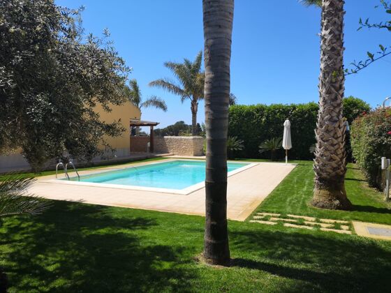 300 m away from the beach! Big villa for 10 ppl. with swimming-pool