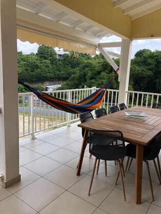 House 3 km away from the beach for 8 ppl. with shared pool and garden