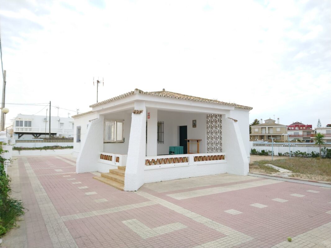 Front view House Punta Umbría