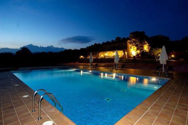 Villa para 20 pers. con piscina, jacuzzi y jardín en Sant Gregori