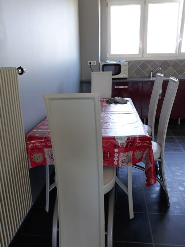 Dining room Apartment Saint-Dié-des-Vosges