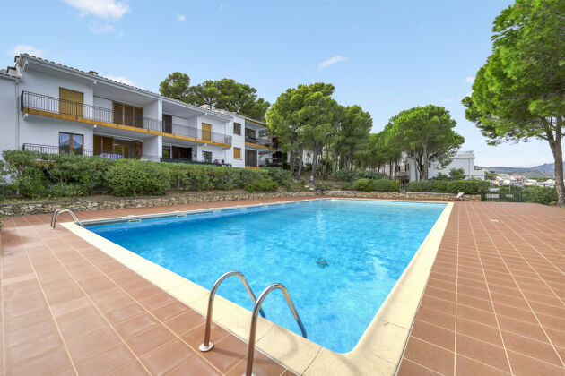 200 m away from the beach! Appartement for 4 ppl. with shared pool