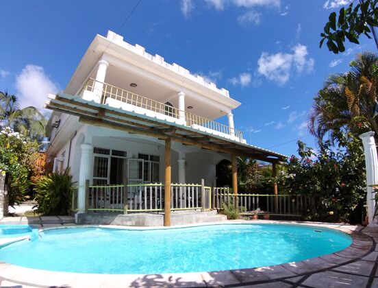 Spacious villa 800 m away from the beach for 6 ppl. with swimming-pool