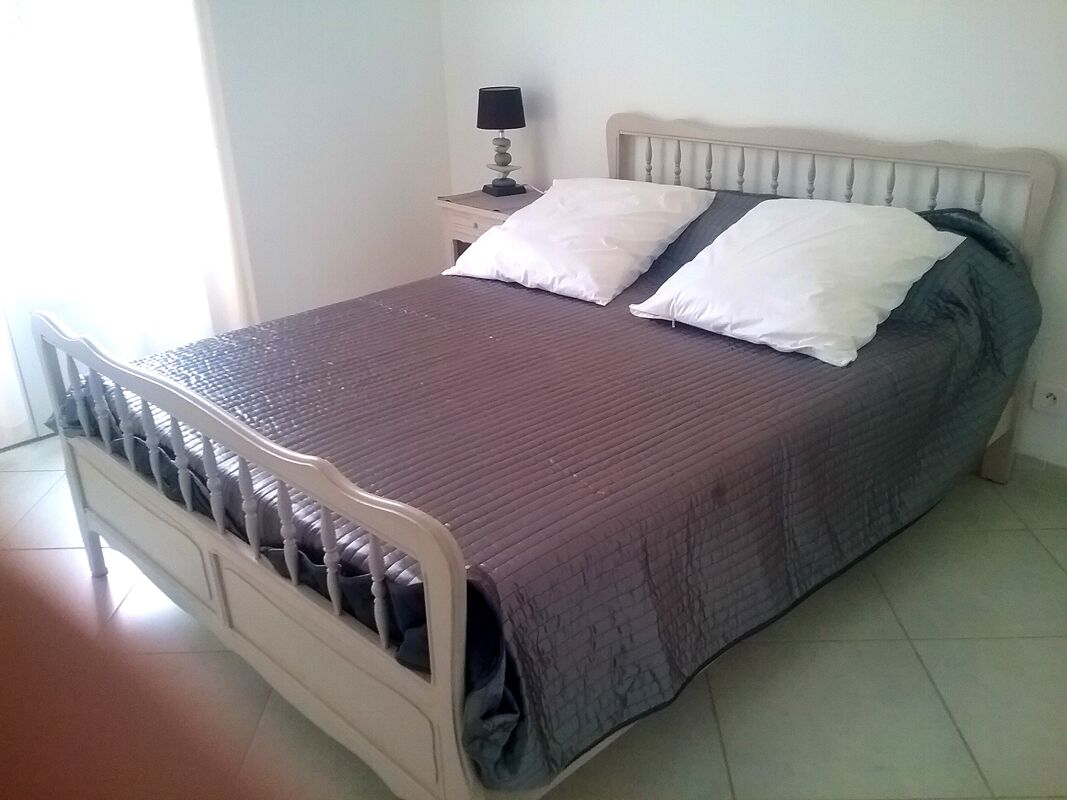 Double bed House Oletta
