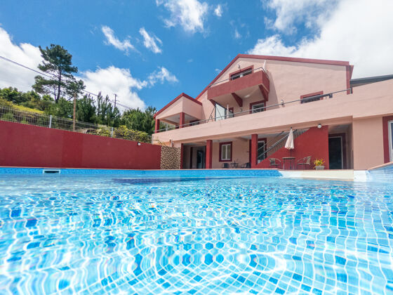 Appartement 5 km away from the beach for 4 ppl. with shared pool