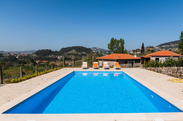 Nice house for 4 ppl. with shared pool and terrace at Fornos