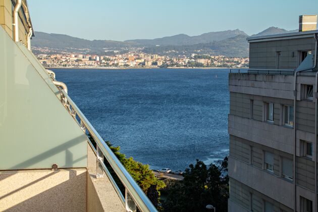 Joli appartement pour 4 pers. avec vue sur la mer et terrasse à Cangas
