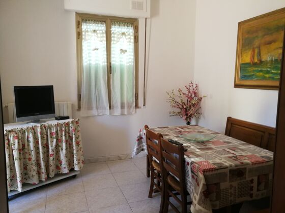 Amazing appartement 15 km away from the beach for 5 ppl. at Piombino