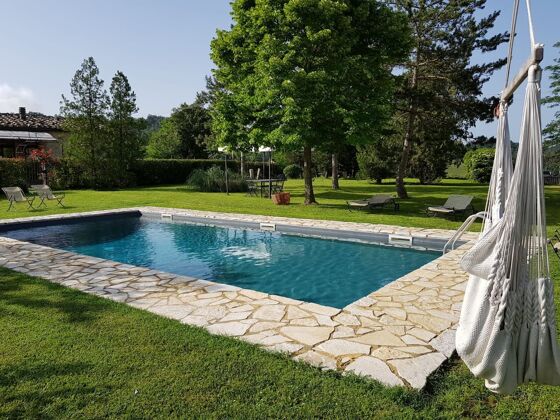 Bella casa per 3 pers. con accesso piscina e giardino a Trequanda