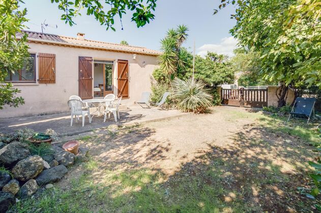 Casa a 1 km de la playa para 6 pers. con jardín y terraza en Agde