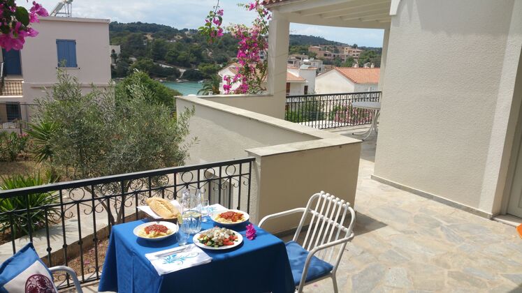 Studio for 2 ppl. with sea view, garden and terrace at Porto Heli