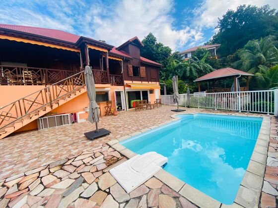 Amazing villa 3 km away from the beach for 10 ppl. with swimming-pool