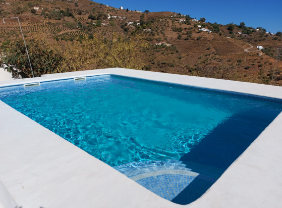 Superbe villa à 12 km de la plage pour 8 pers. avec piscine à Competa