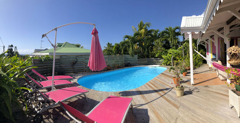 Villa pour 6 pers. avec piscine, jardin et terrasse à Sainte-Anne